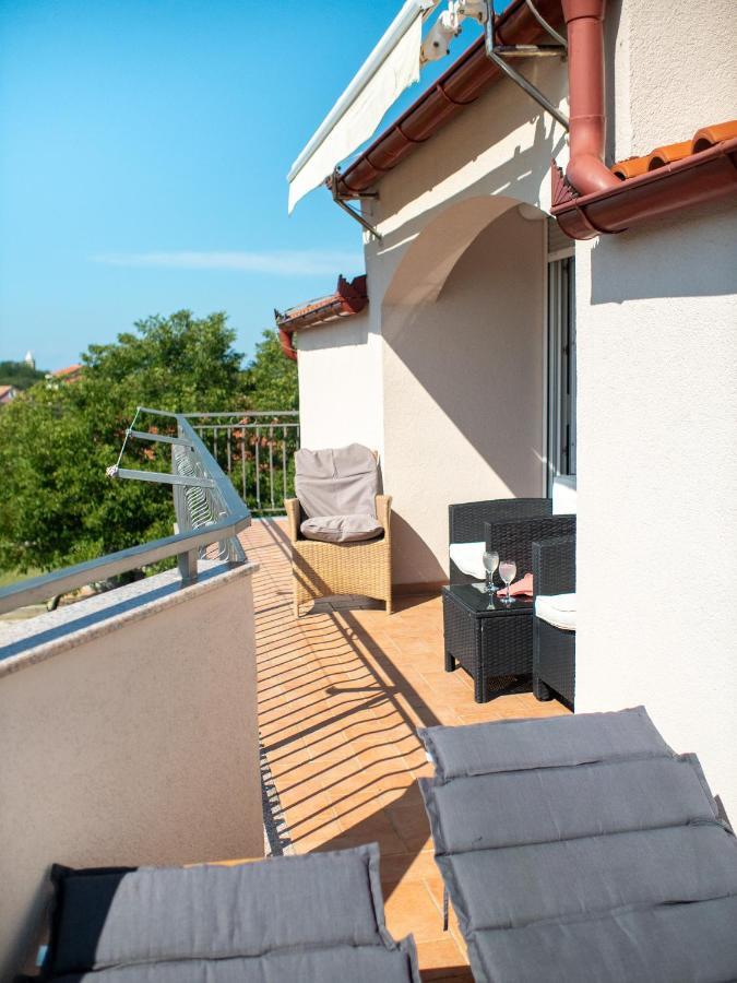 Apartments Zaton מראה חיצוני תמונה