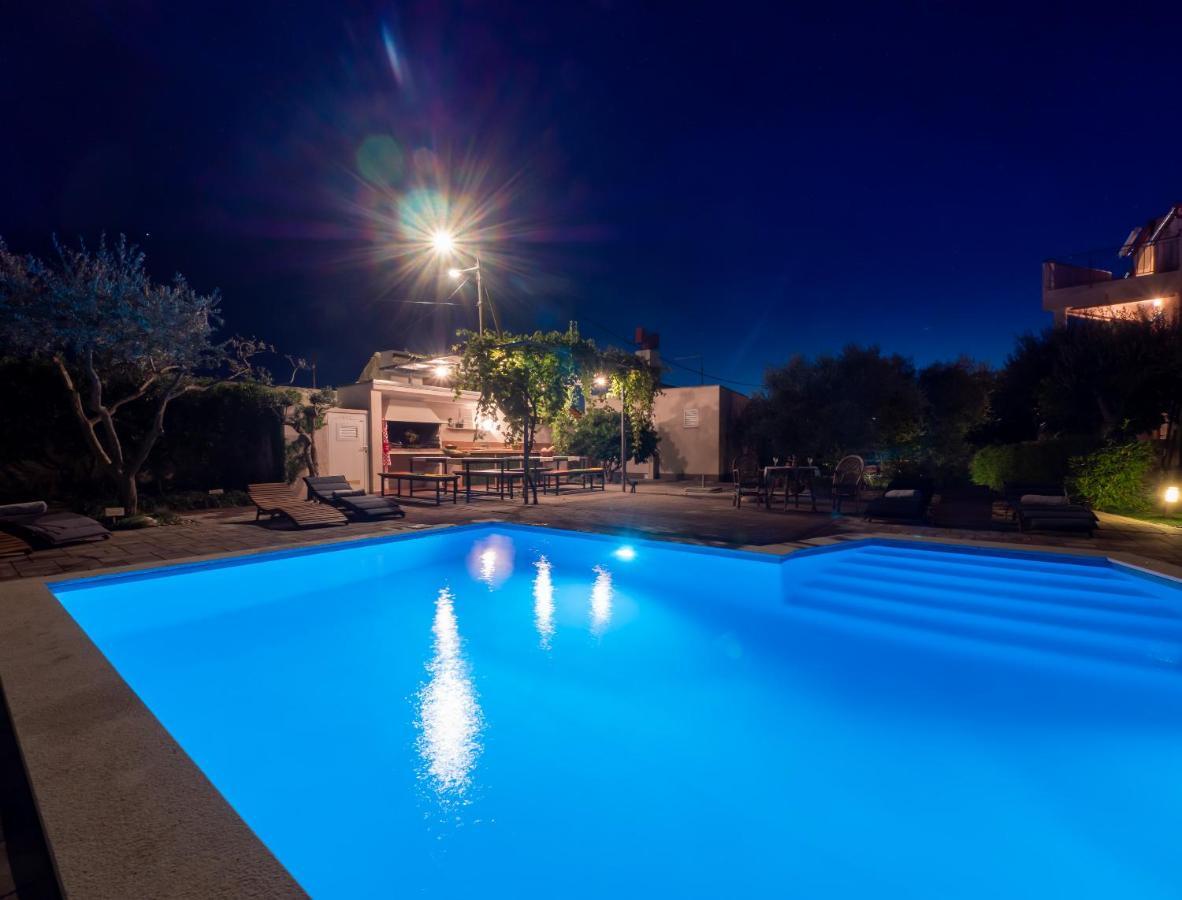 Apartments Zaton מראה חיצוני תמונה
